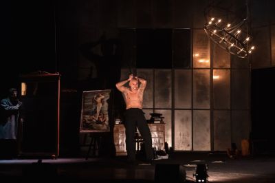 Un momento dello spettacolo "Il caso Jekyll" andato in scena domenica 5 maggio al teatro D'Annunzio