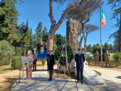 Borgo Grappa, inaugurato il Monumento ai Caduti restaurato: la memoria torna a svettare