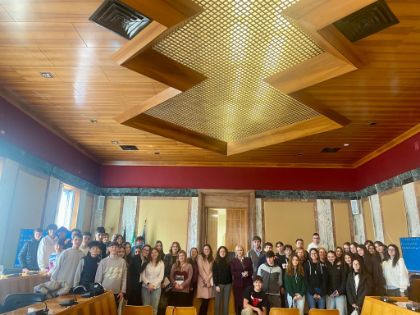 Viaggio del Ricordo, incontro in aula consiliare con gli studenti rientrati da Trieste, Fiume e Zara