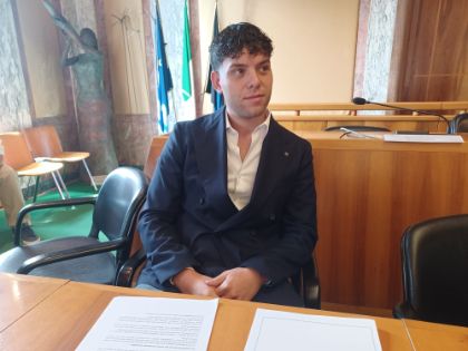 Cimitero, Cosentino: “Nessuno slogan, avviato il procedimento di revisione contrattuale per il miglioramento dei servizi