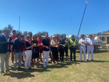Maggiore sicurezza sul litorale con due gommoni per le attività di pattugliamento e soccorso Maggiore sicurezza sul litorale con due gommoni per le attività di pattugliamento e soccorso
