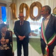 Nicola Castellano, la moglie Giulia Di Vincenzo e il vicesindaco Massimiliano Carnevale