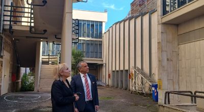 Sindaco Celentano e vice sindaco Carnevale durante un sopralluogo al Palacultura